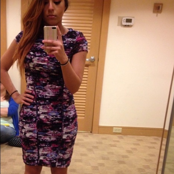 Caché Dress Blue Purple Pink Floral WORN ONCE - Picture 3 of 3